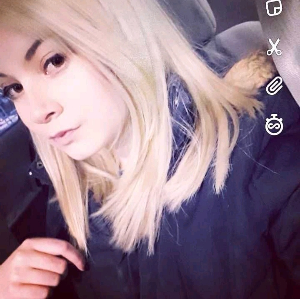 Meet your Posher, Lily